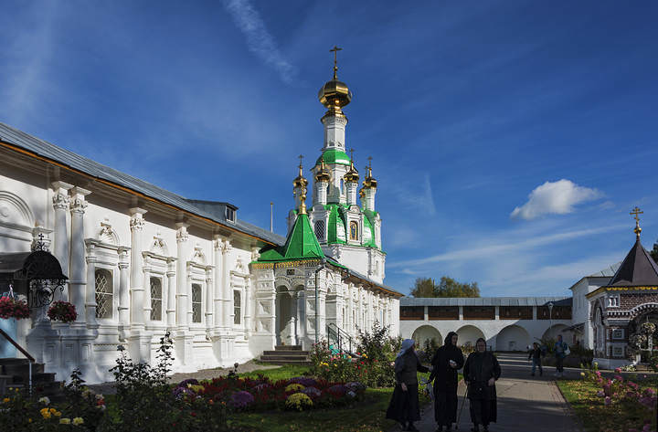 Свято-Введенский Толгский женский монастырь
