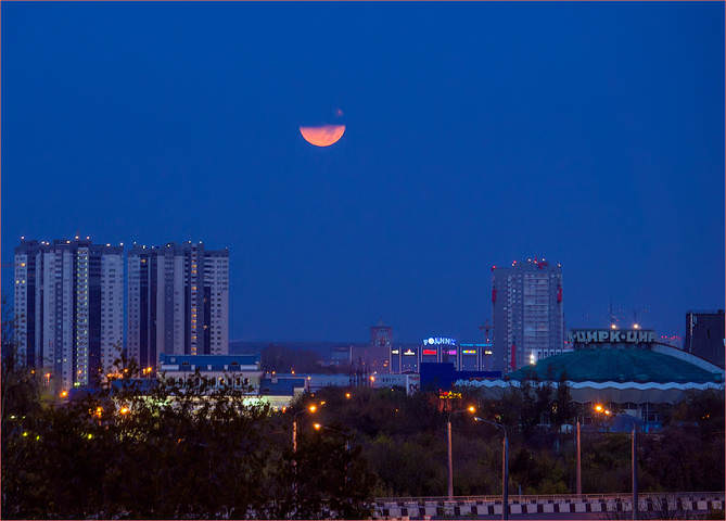 Взгляд исподлобья