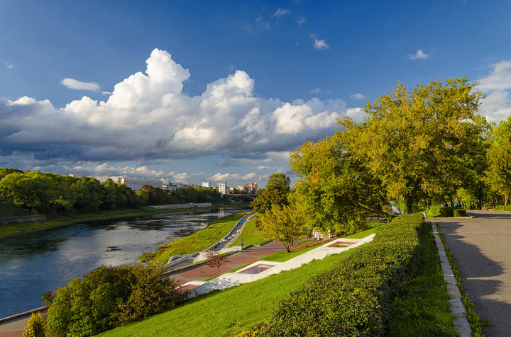 Осень пробует теплую палитру