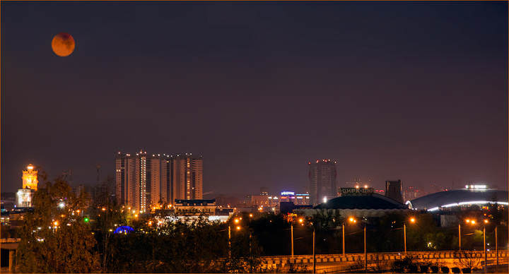 Багровая луна
