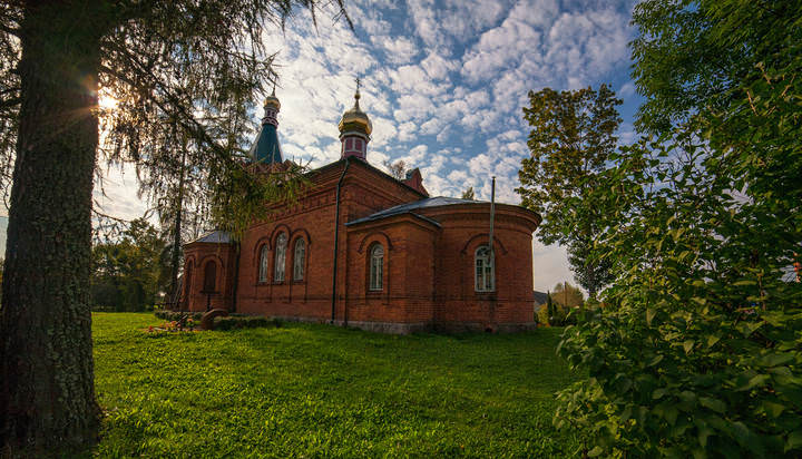 храм Успения Пресвятой Богородице пос. Айзкалне