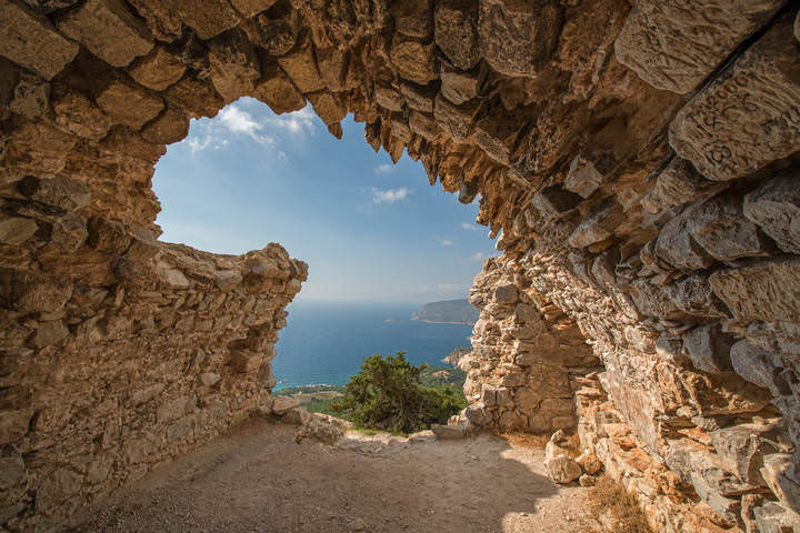 Камни Монолитоса