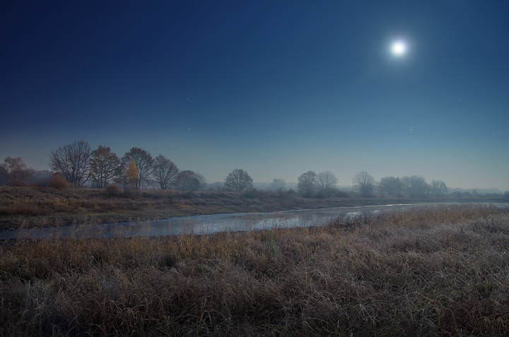 Свет луны