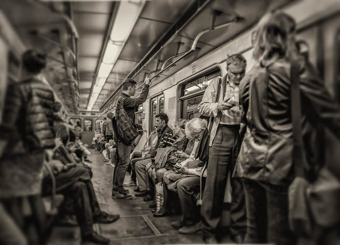 В метро #1