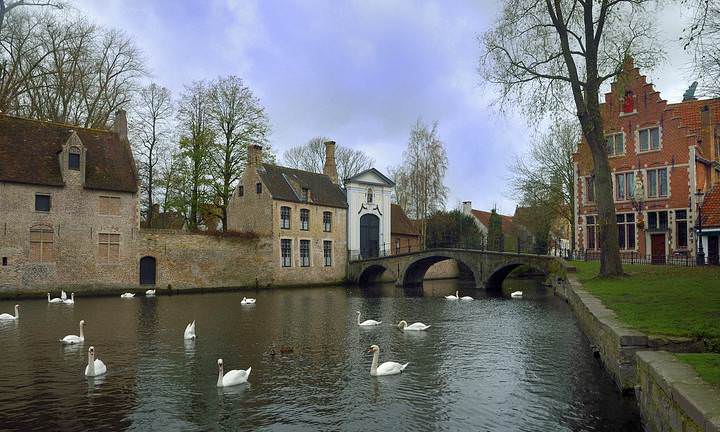 Bruges.