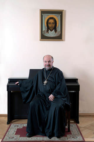 Настоятель о. Алексий