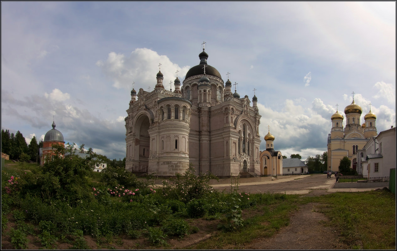 Вышний Волочек, Казанский монастырь