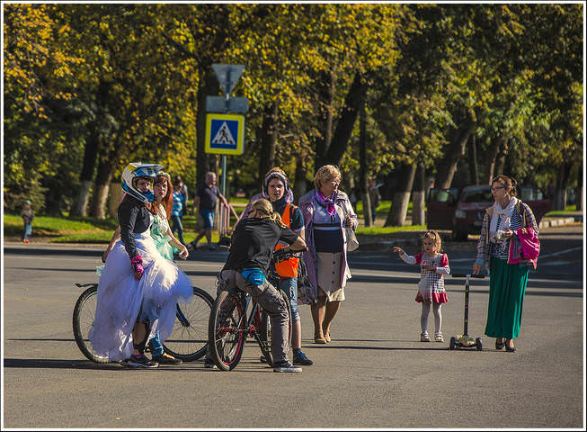 А вот и невеста ....