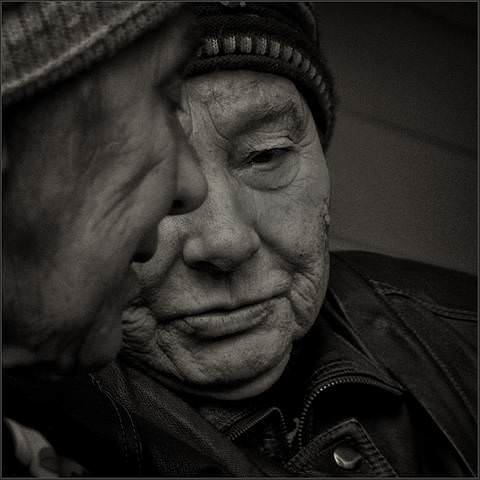 Слухи ширяться не ведая преград(с)