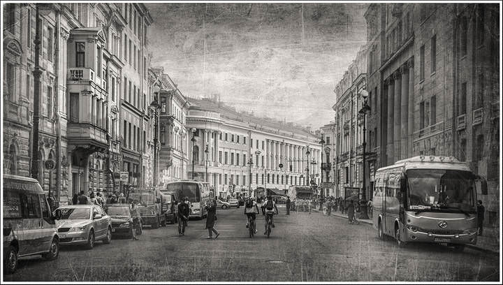 Город
