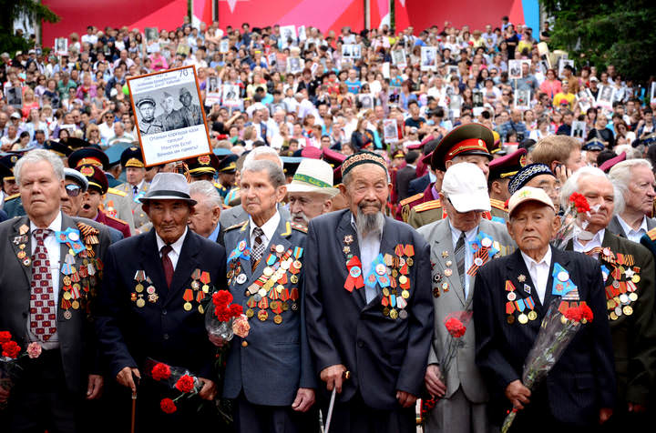 70 лет.