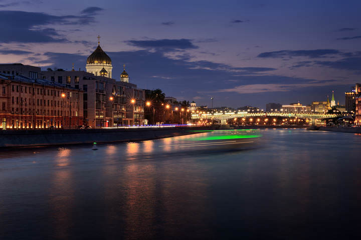 Москва вечером