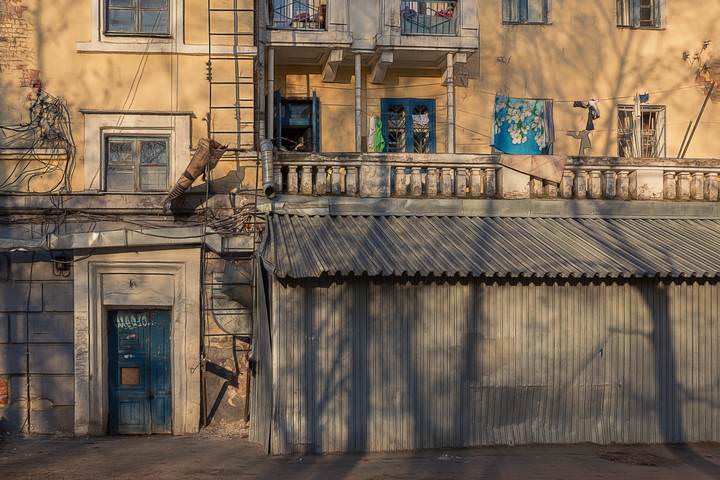 Кракелюрные дворики Ярославля #1