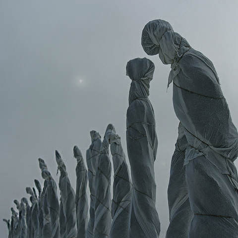 без слов
