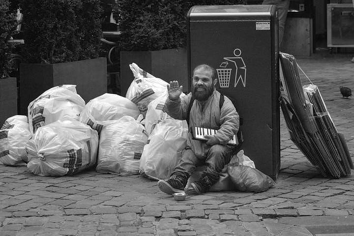 The street musician.