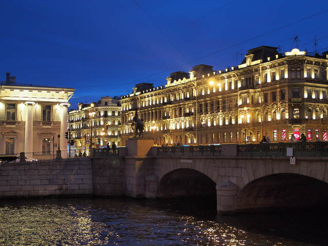 Аничков мост
