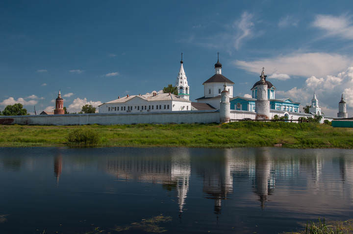 Бобренев монастырь