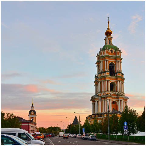 Колокольня Новоспасского монастыря