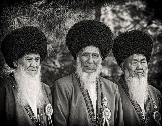 Аксакалы (Белобородые)