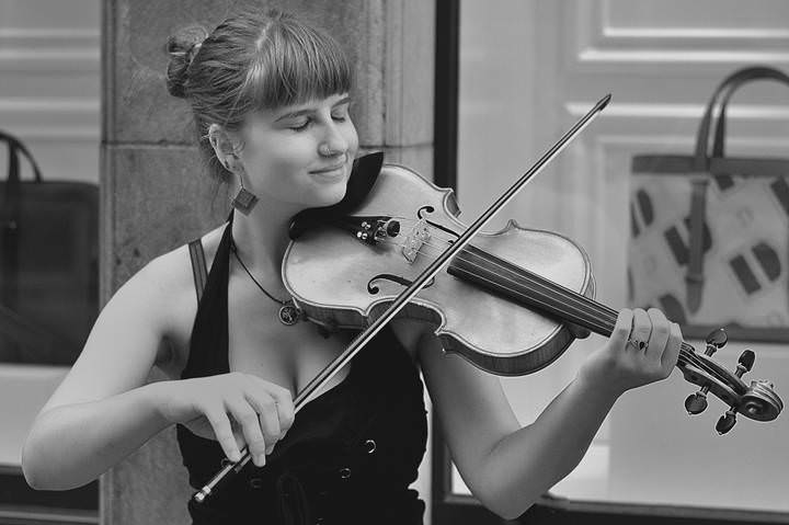 The street musician.