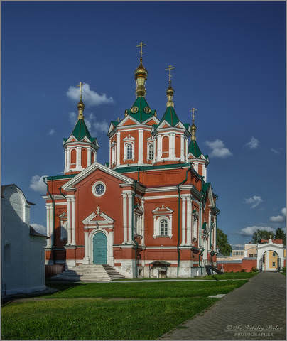 Крестовоздвижеский храм в Брусенском женском монастыре