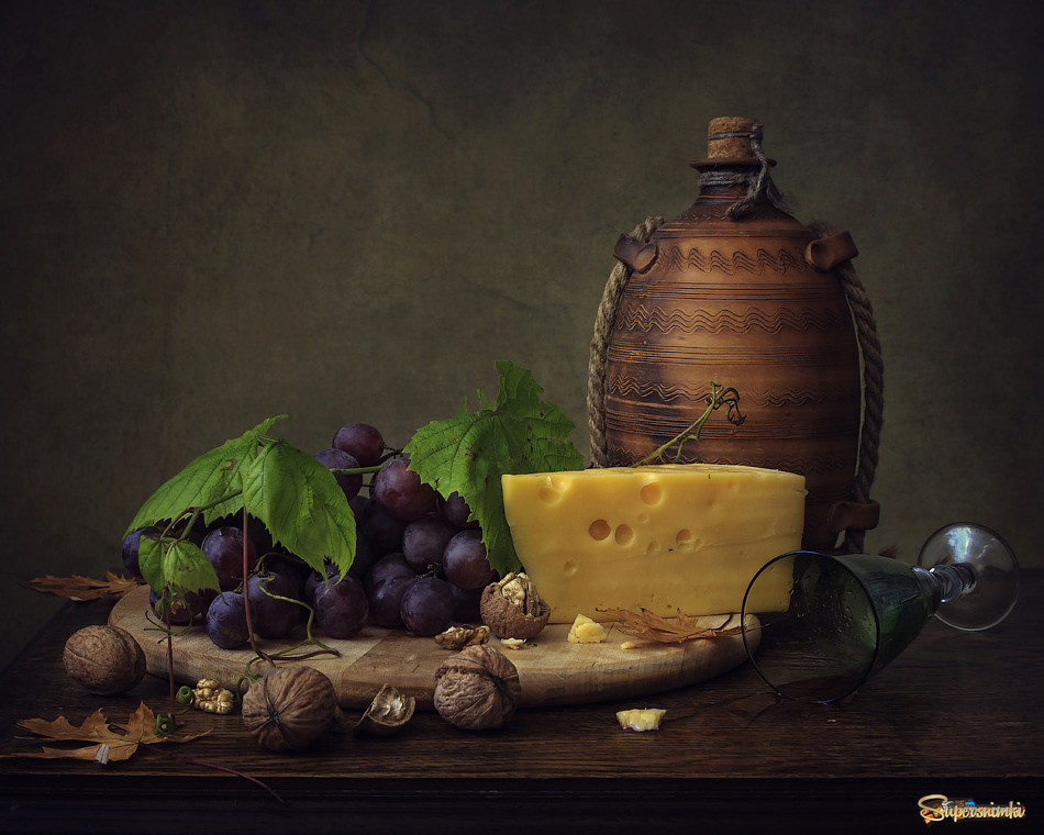 Про сыр, виноград и вино