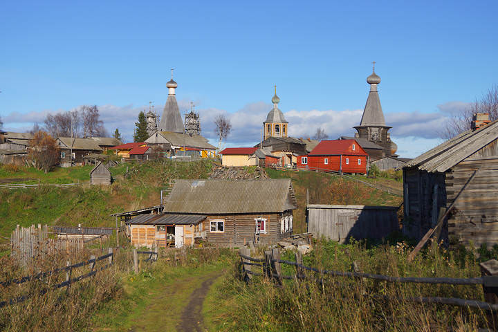 Дорожка к мостику.Нёнокса.02.10.2016.