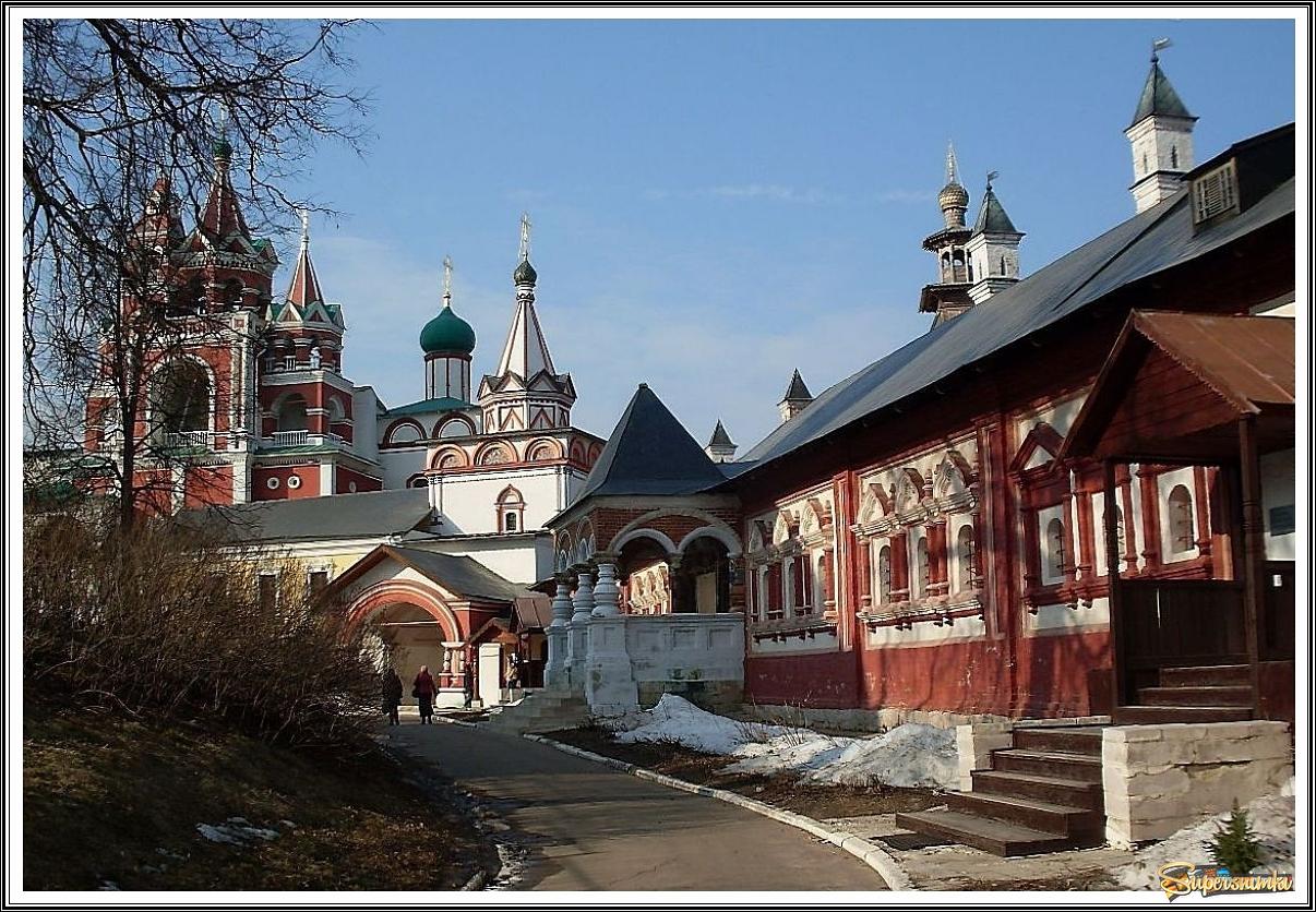 Саввино - Сторожевский монастырь в Звенигороде.