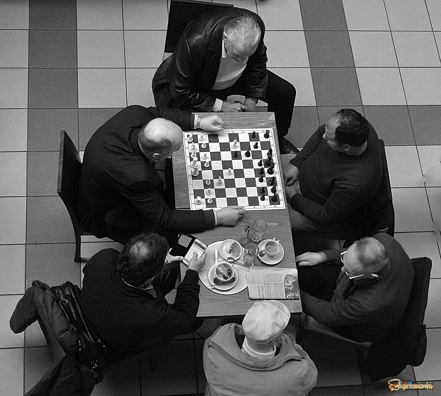 The chess players.