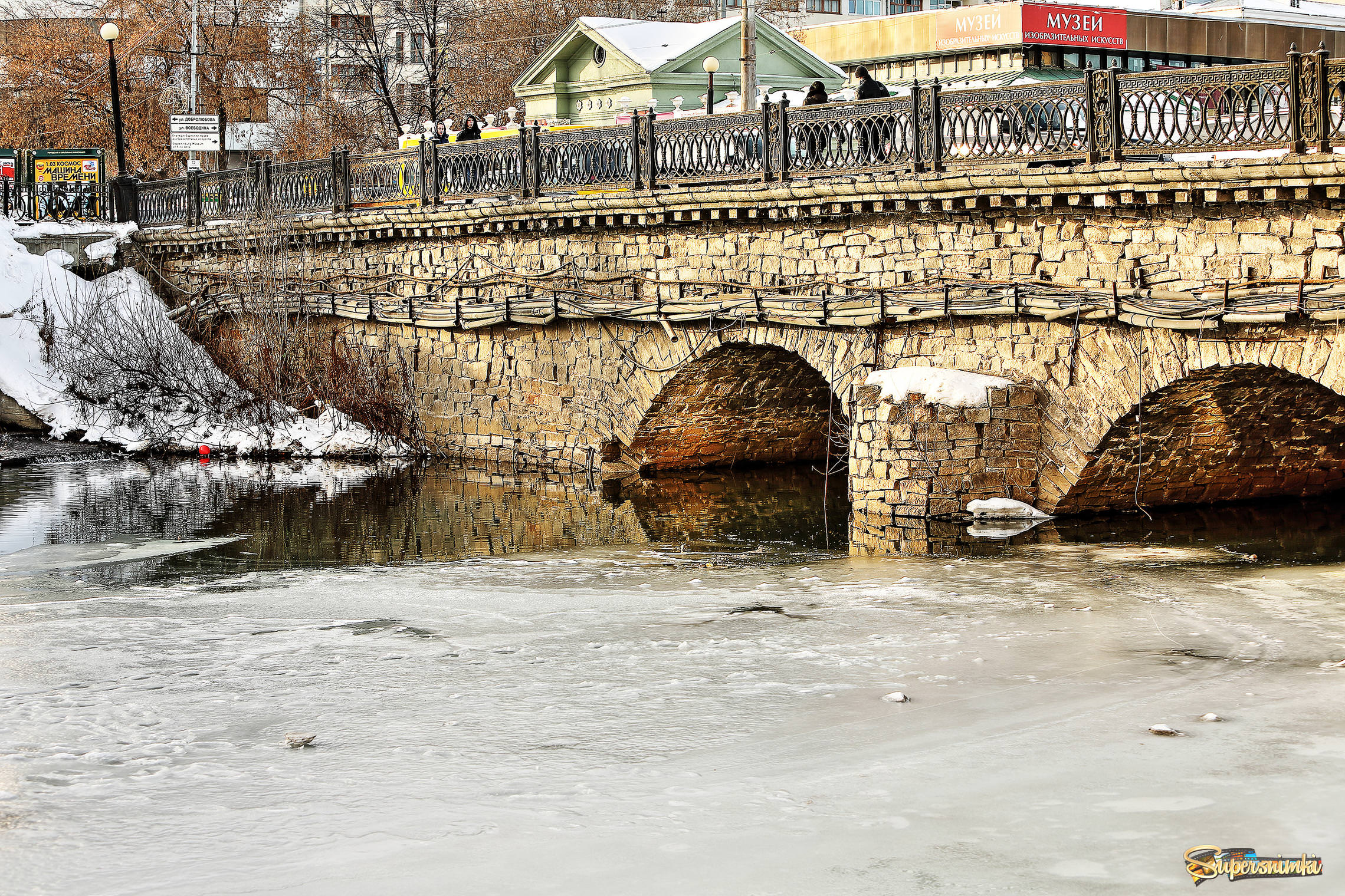 Мост через Исеть в Екатеринбурге