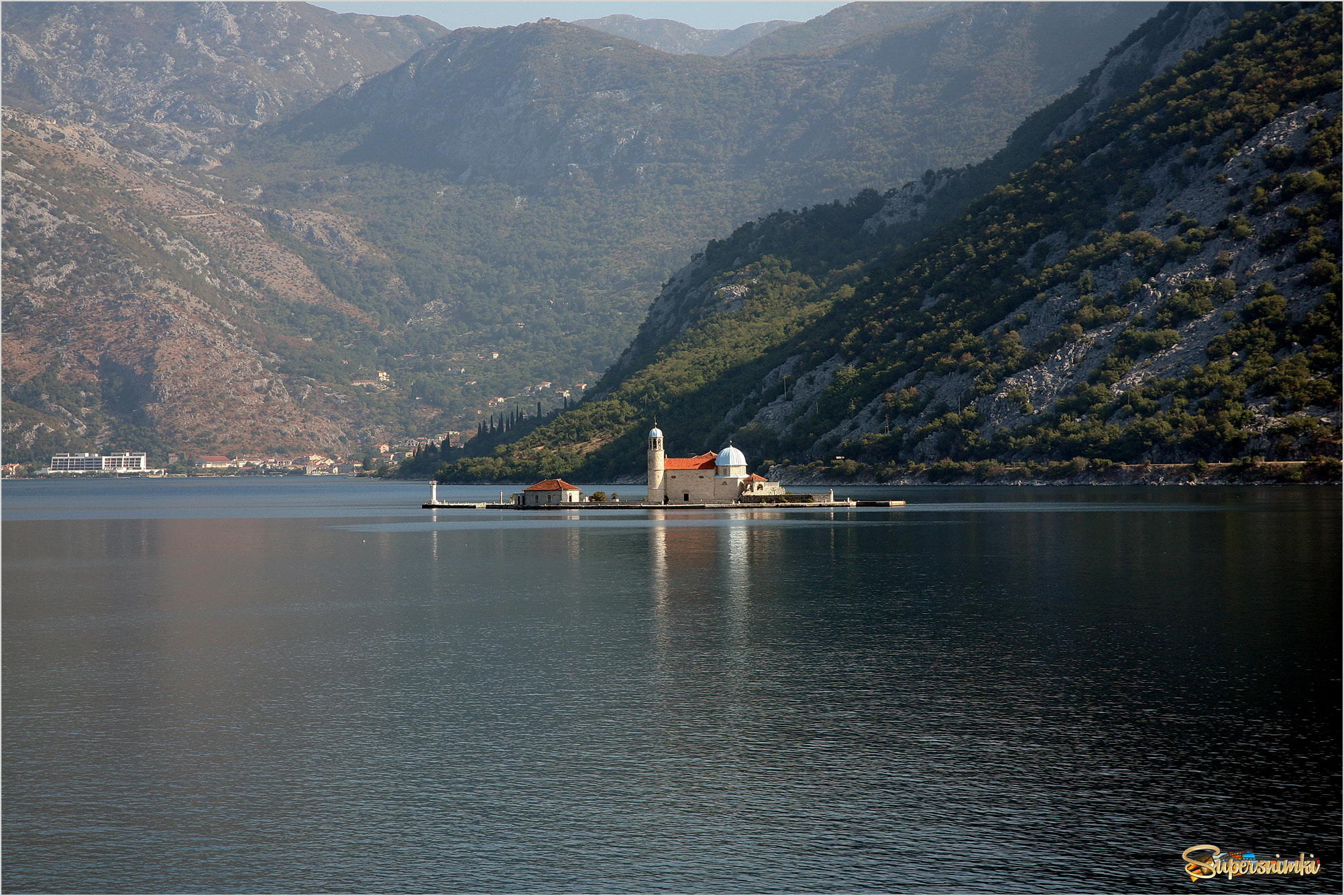 Остров Богородицы на Рифе (Gospa od Skrpjela) Черногория 2011