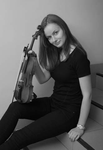 скрипачка Анна