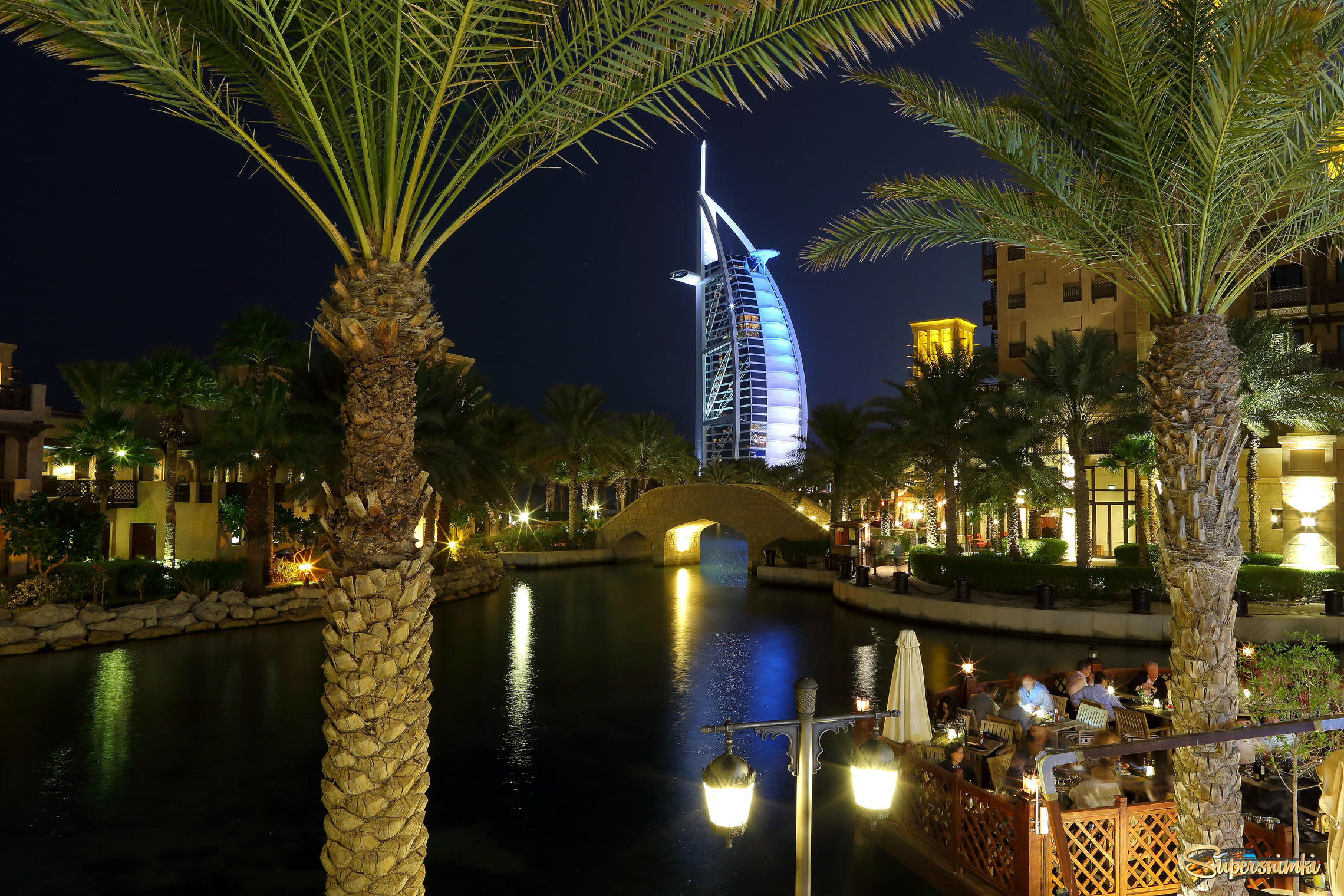 Дубаи.Отель "Burj-Al-Arab"