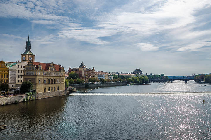 Прага