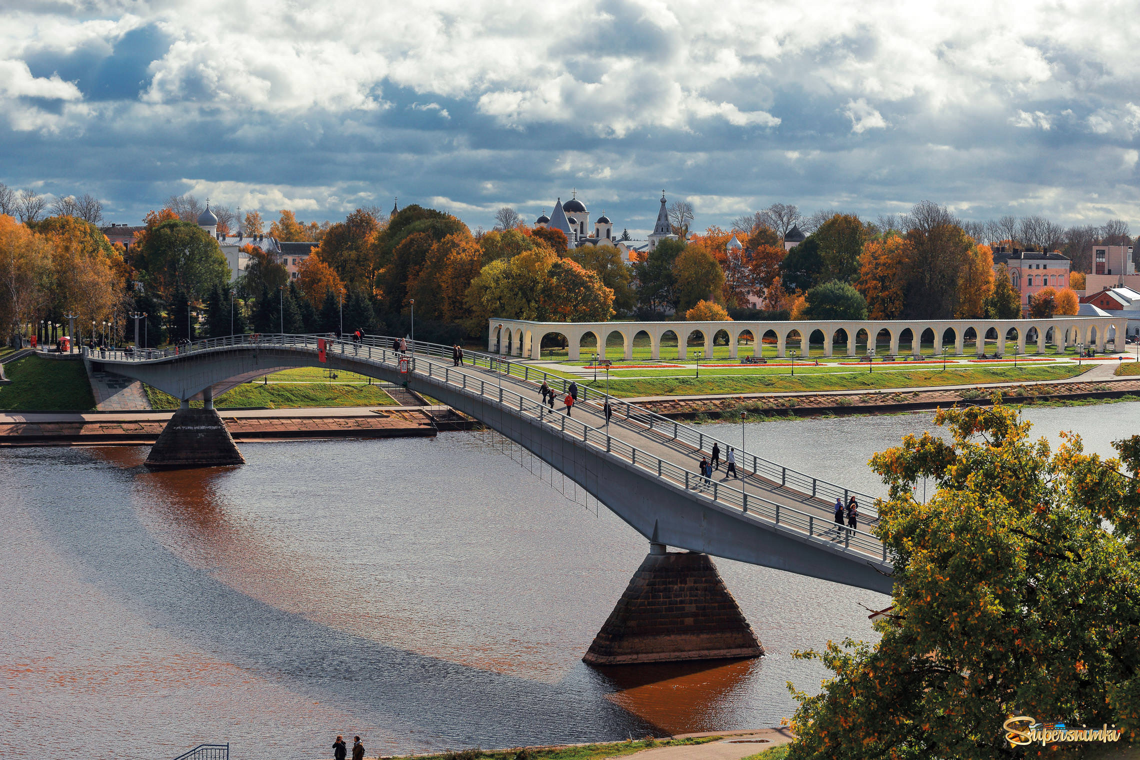 Вид на Ярославово дворище. Великий Новгород