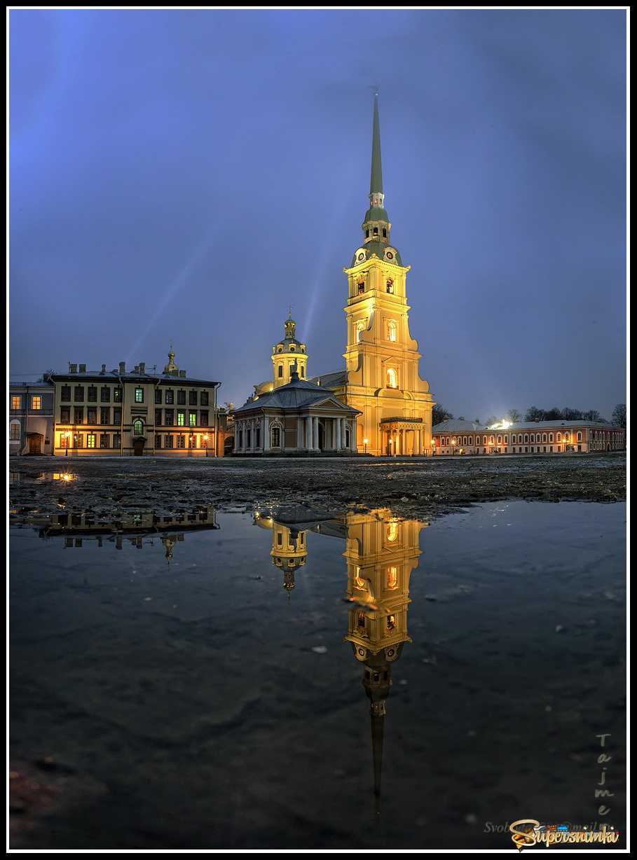 Reflection или Вечер у Петропавловского собора