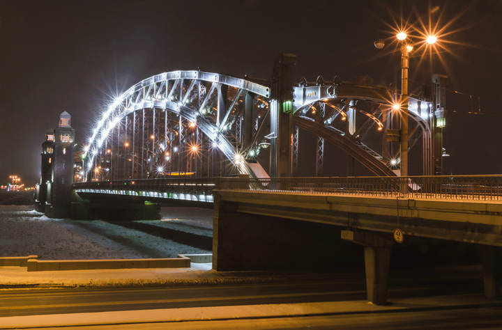Большеохтинский мост