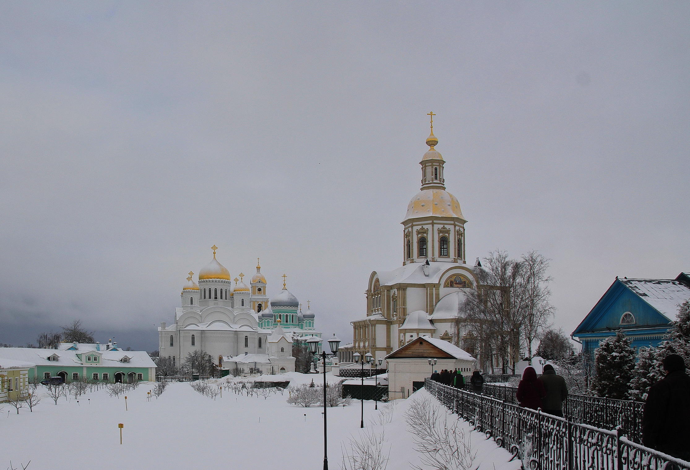 Серафимо-Дивеевский монастырь зима