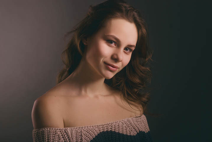 ****