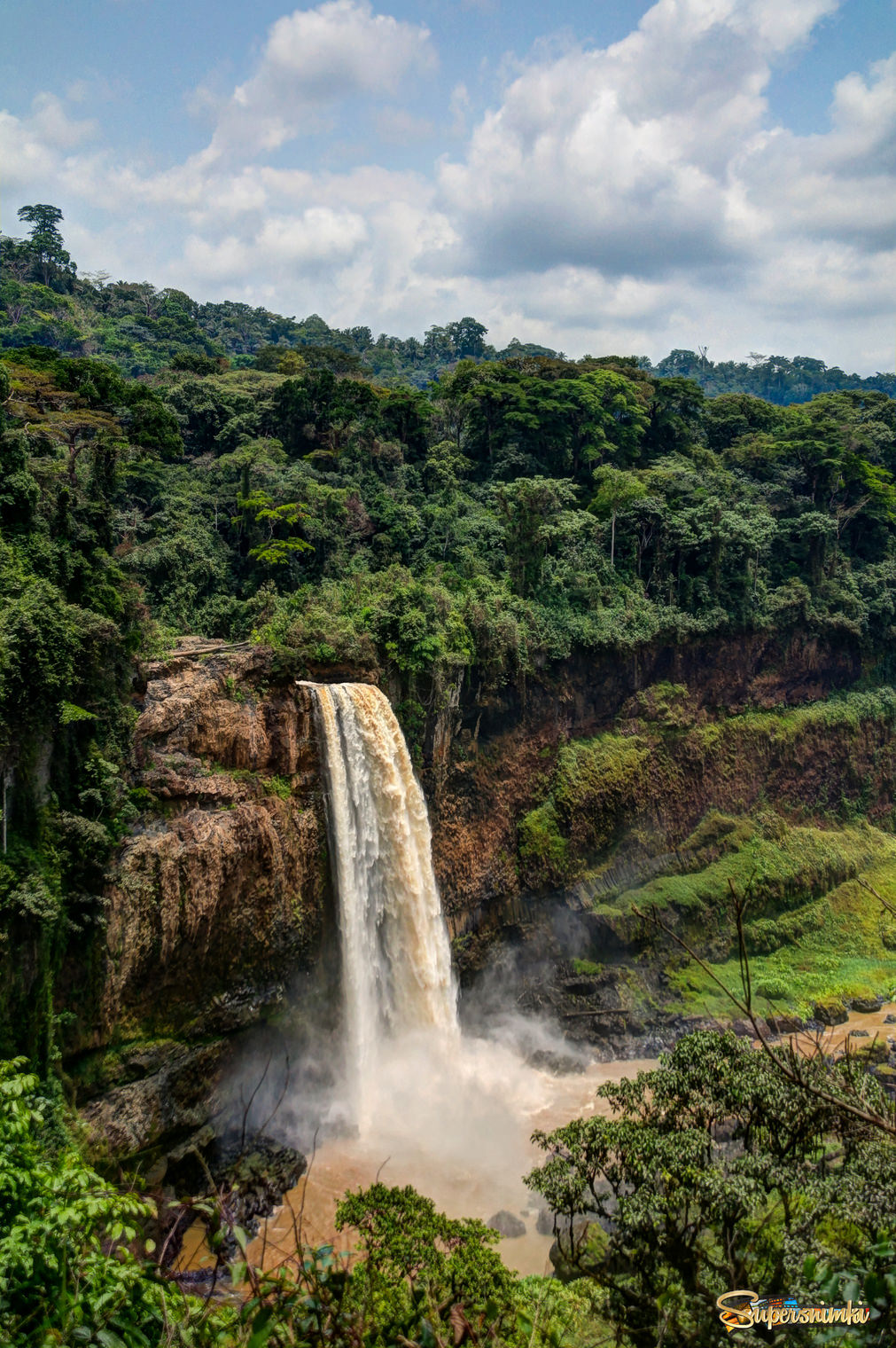 Водопад Эком, Камерун