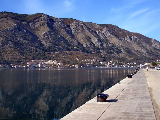Которский залив