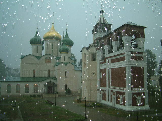 Дождливый Суздаль