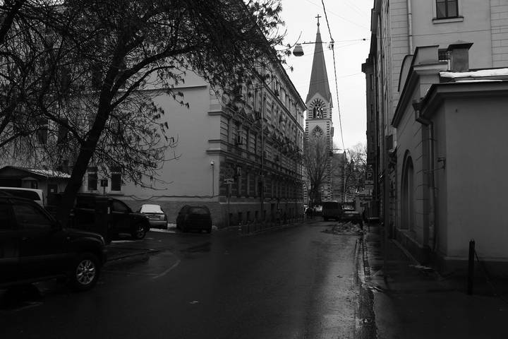 Петроверигский переулок