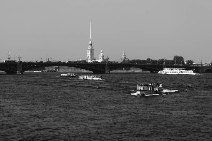 Вид на Троицкий мост (Санкт-Петербург)