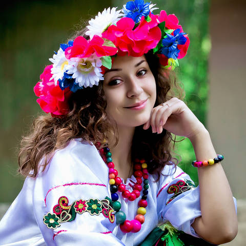 Катя...