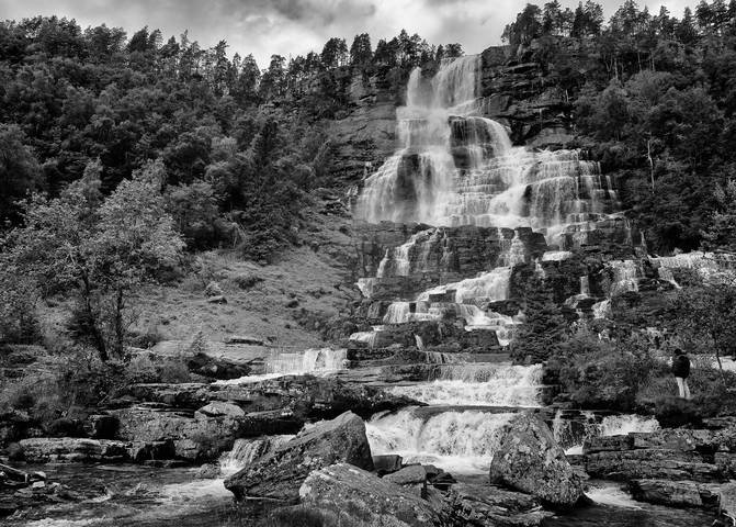 Водопад Tvindefossen