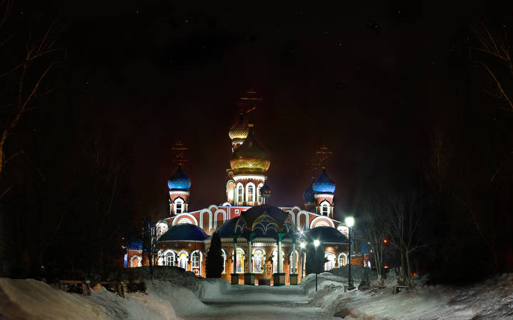 Средь зимней ночи