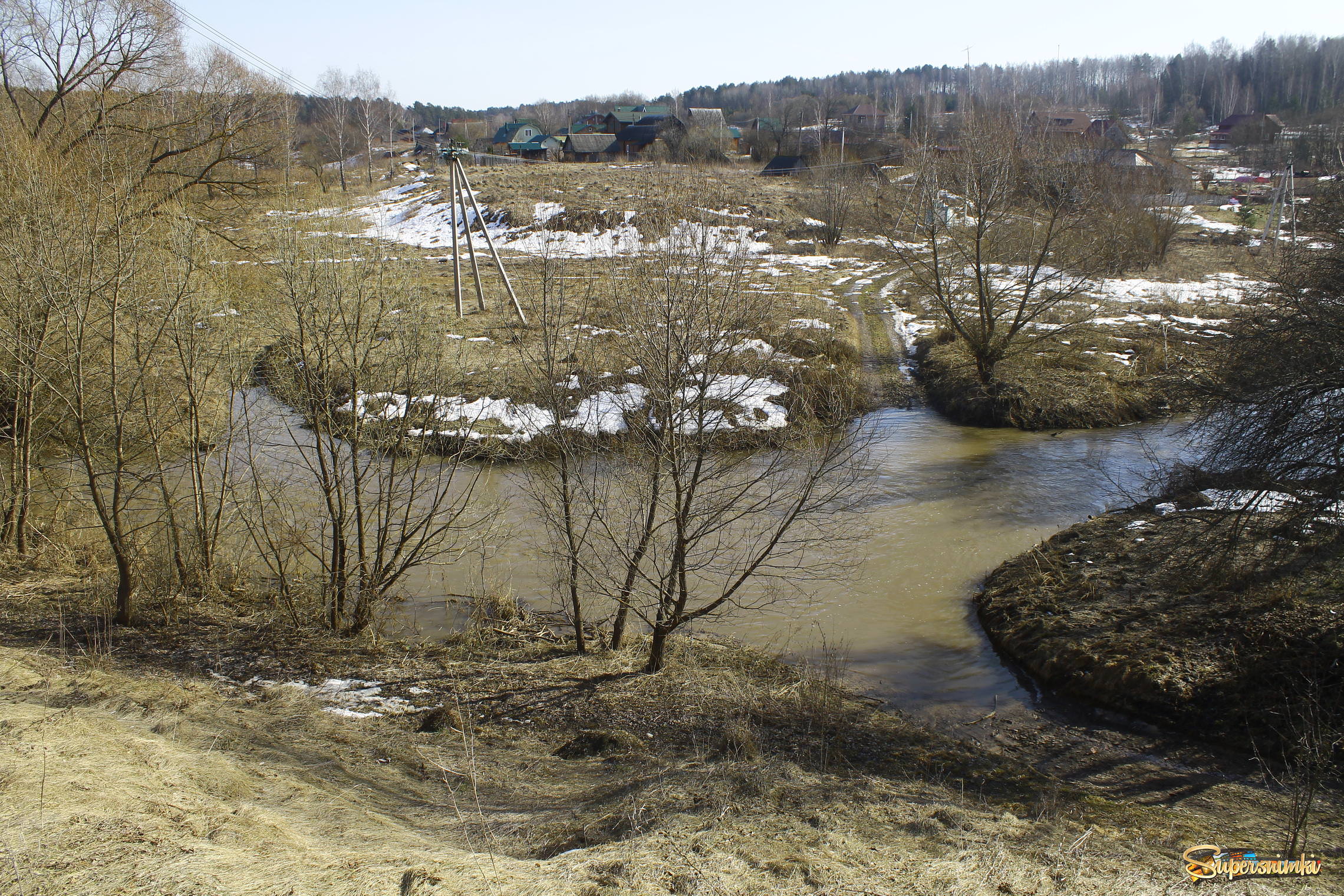 река Скнижка в селе Страхово (Тульская область)