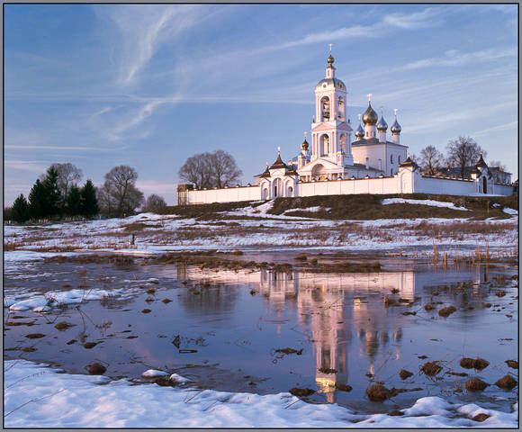 В Антушкове.