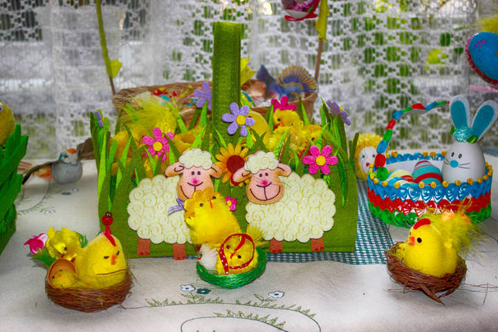 Самые светлые, добрые и теплые поздравления с Пасхой  © http://smsik.su/s-pashoj/5.html